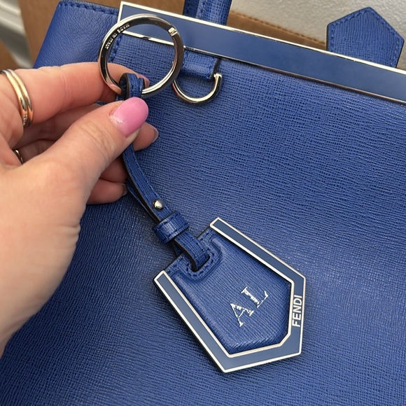 FENDI  Petite 2Jours tote - Picture 10 of 16